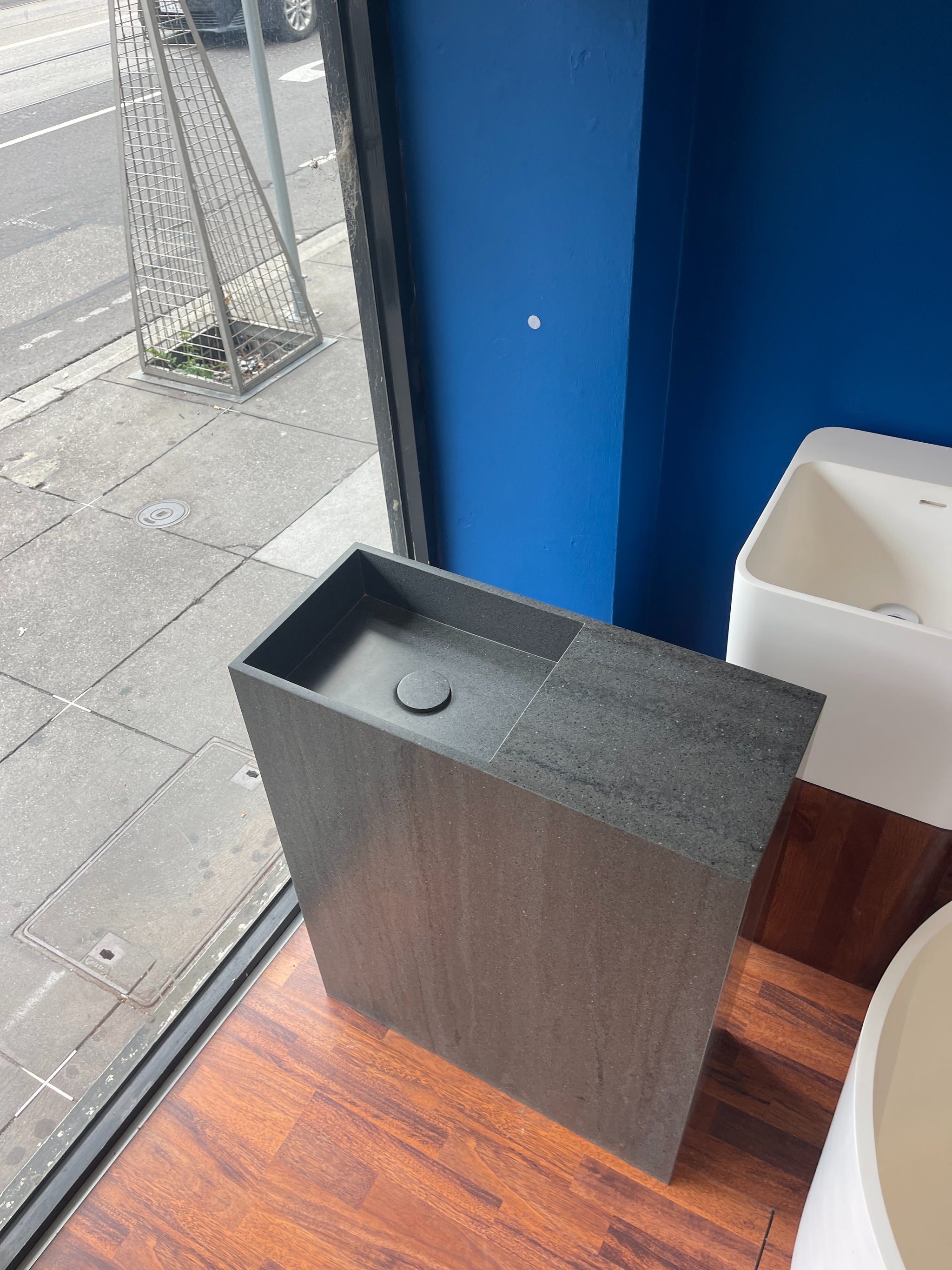 Freestanding Tahi pedestal basin- 900mm - M8873