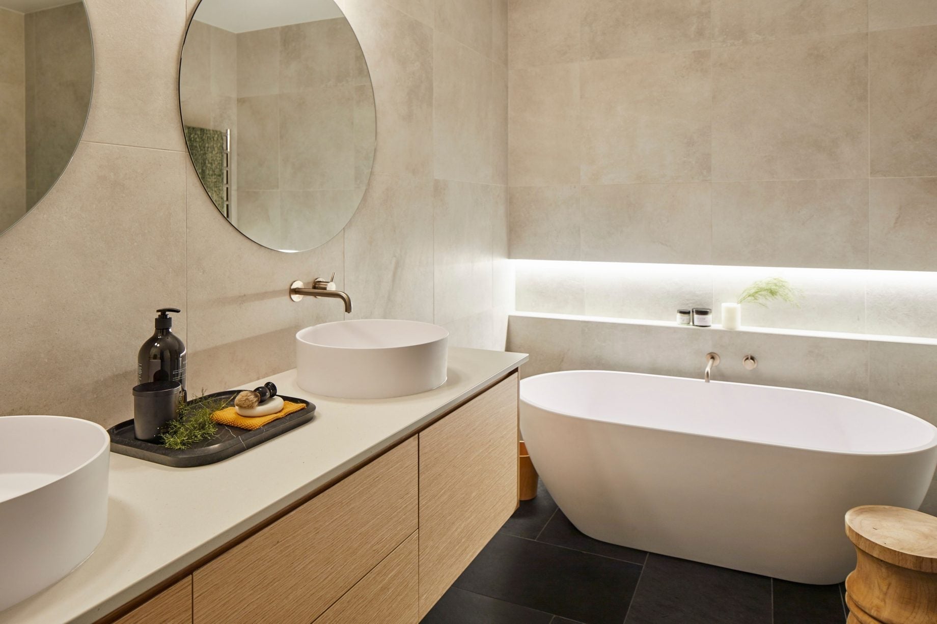 Justina Classic Stone Bath - Popular Design - 1700mm - ST12 1700