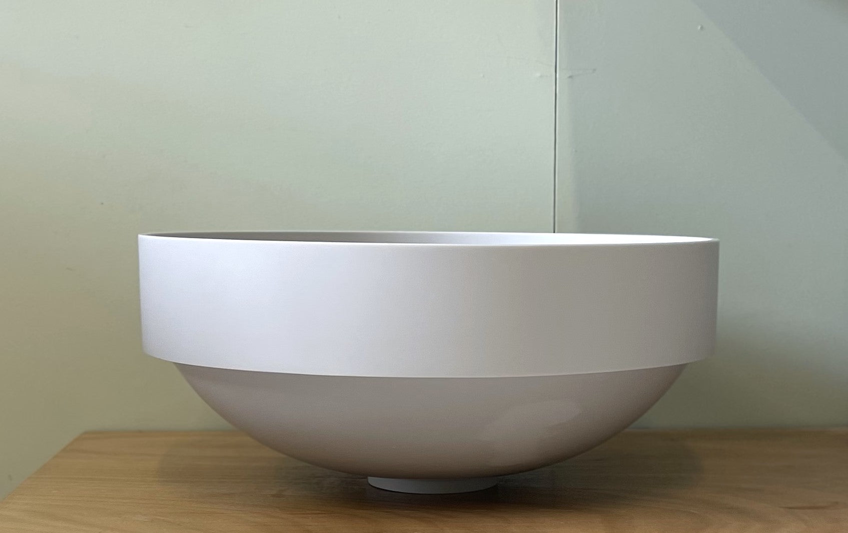 Tui semi-recessed 400mm round basin - Matte pearl grey