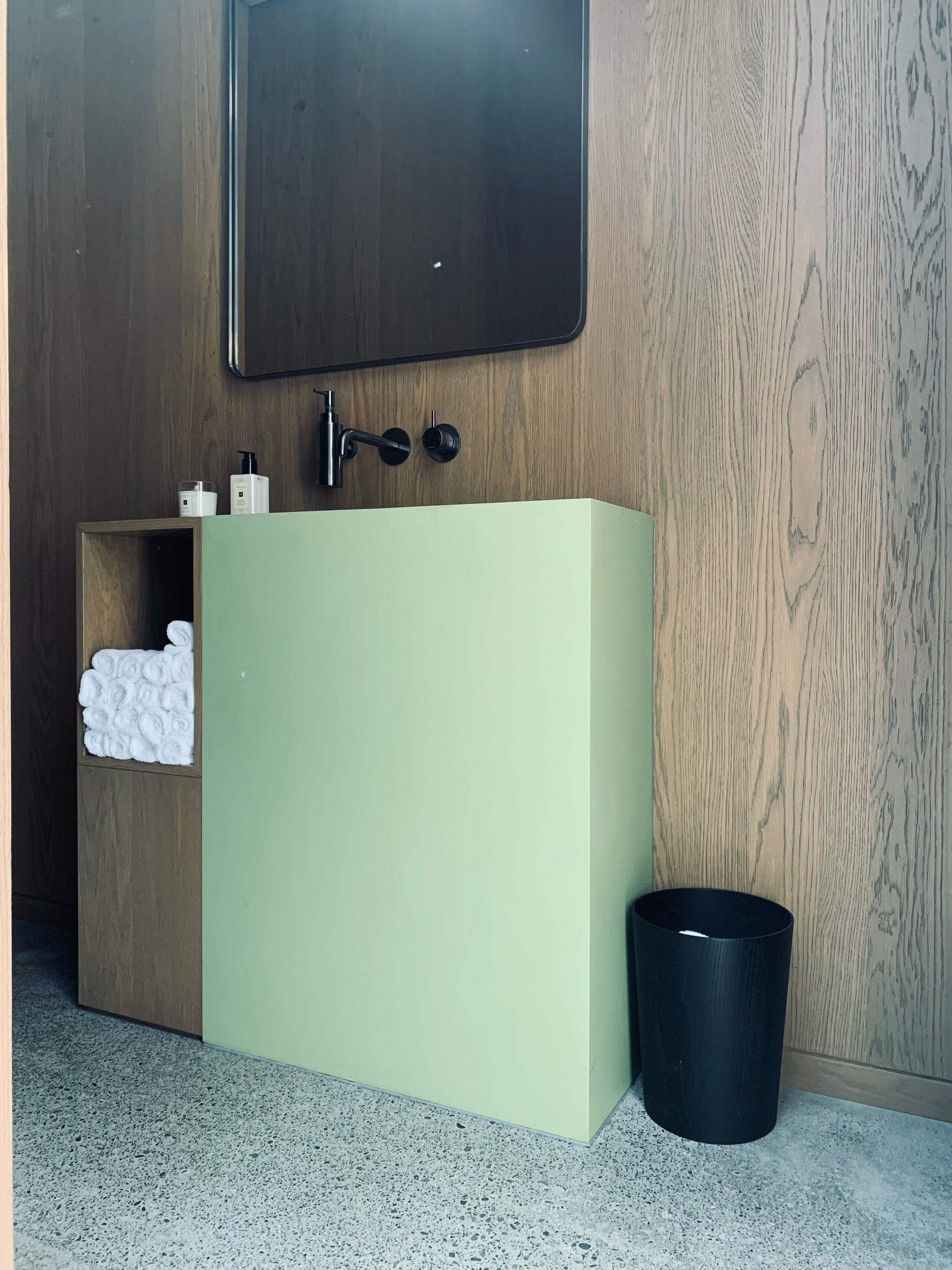 Tahi freestanding pedestal basin- 900mm - Fresh Green Matt