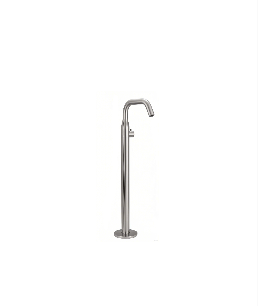 Yamba Marine Grade 316L Stainless Steel. Modern Outdoor bath filler. Available in Brushed Gun Metal, and Brushed Gold. Toka tapware. Stonebaths.