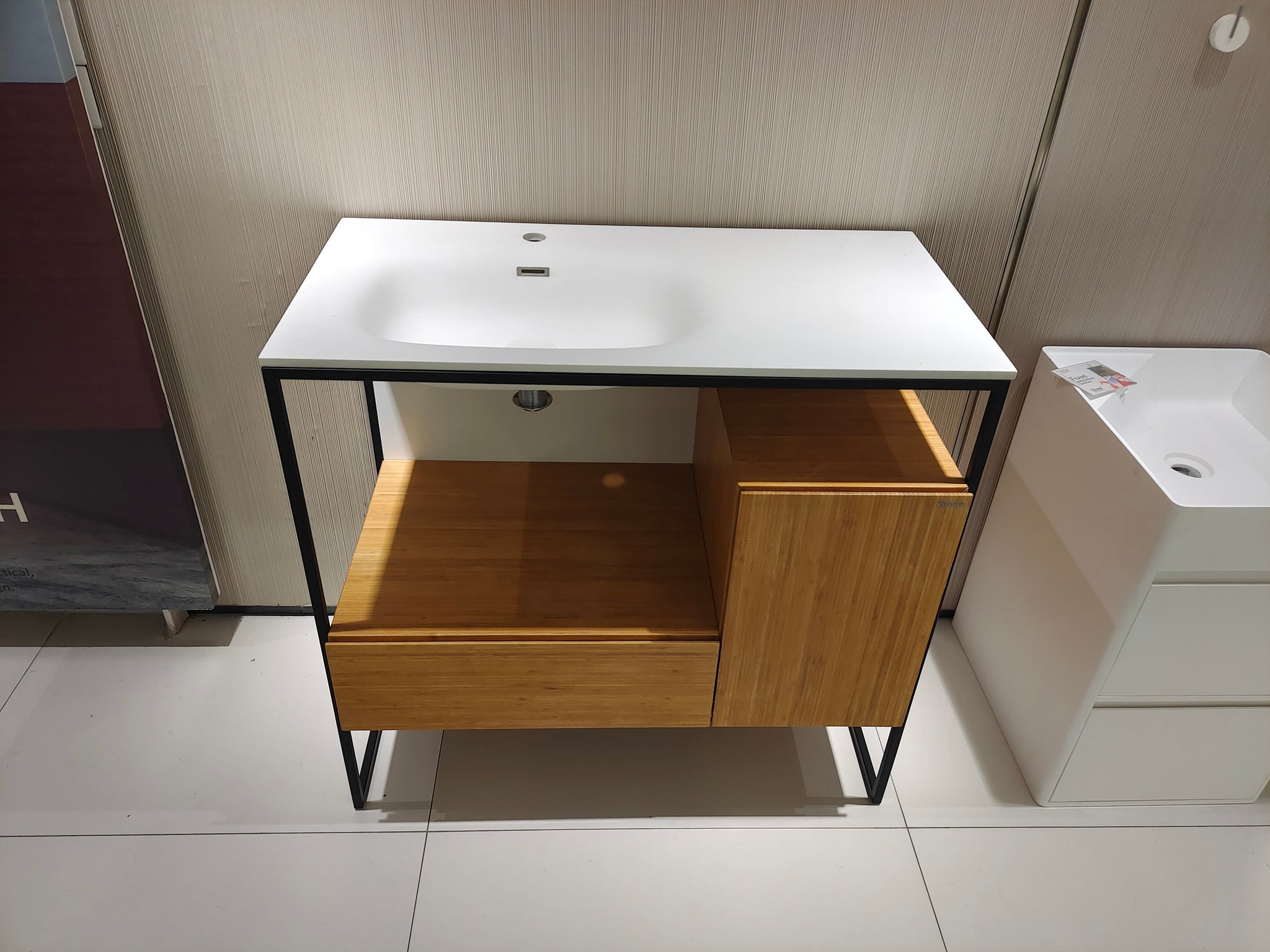 Floorstanding Vanity & Basin w/ Two Drawers - 900mm - G2701-0