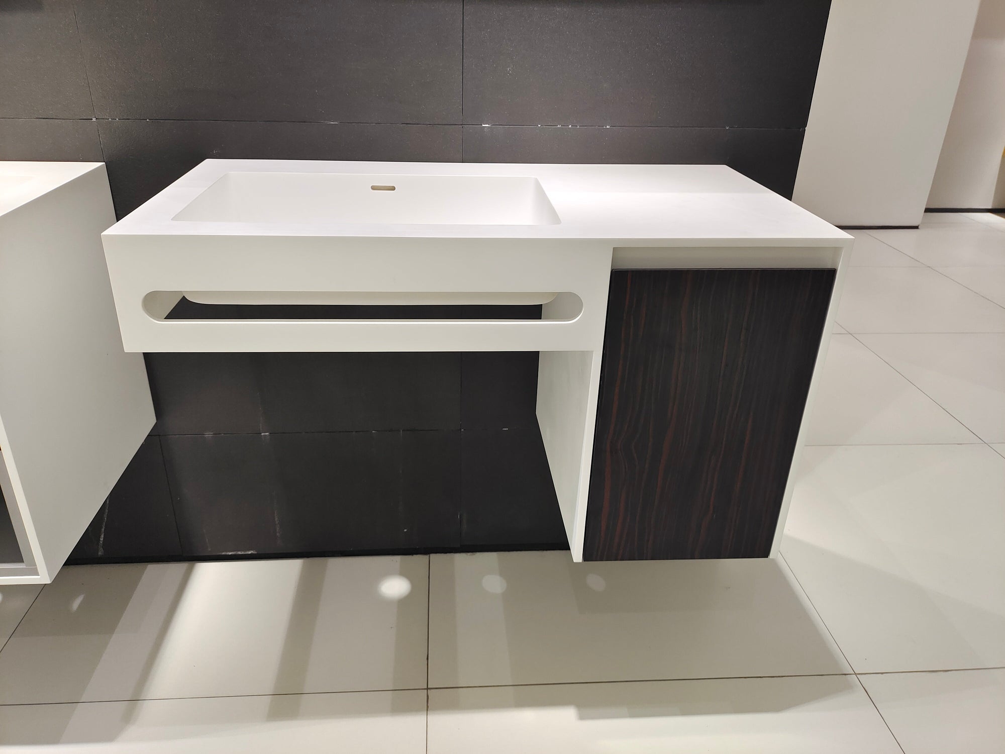 Wall Hung Vanity & Basin - 900mm - G38553