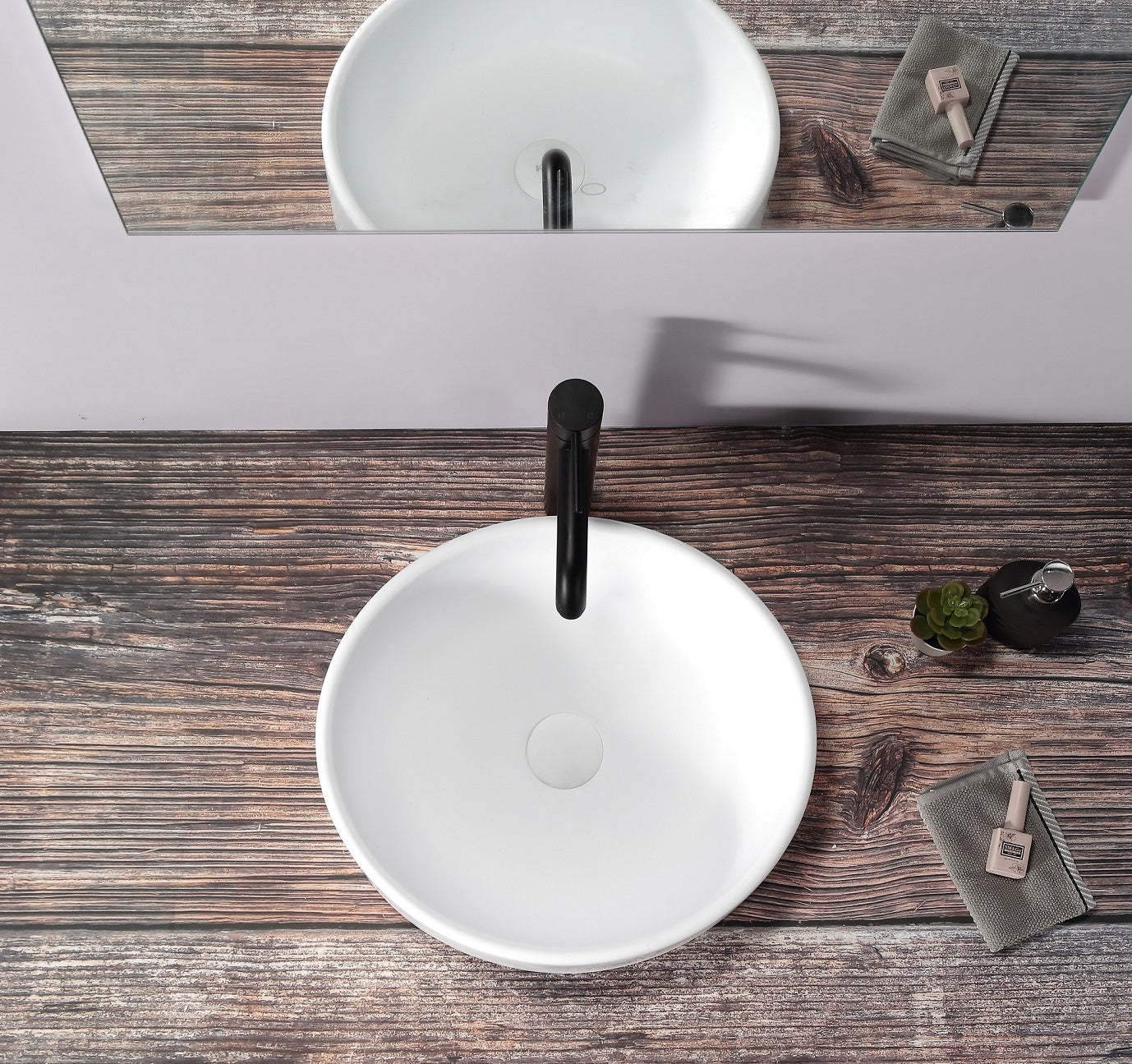 On-trend Hugi Round Basin - 435mm - B1110