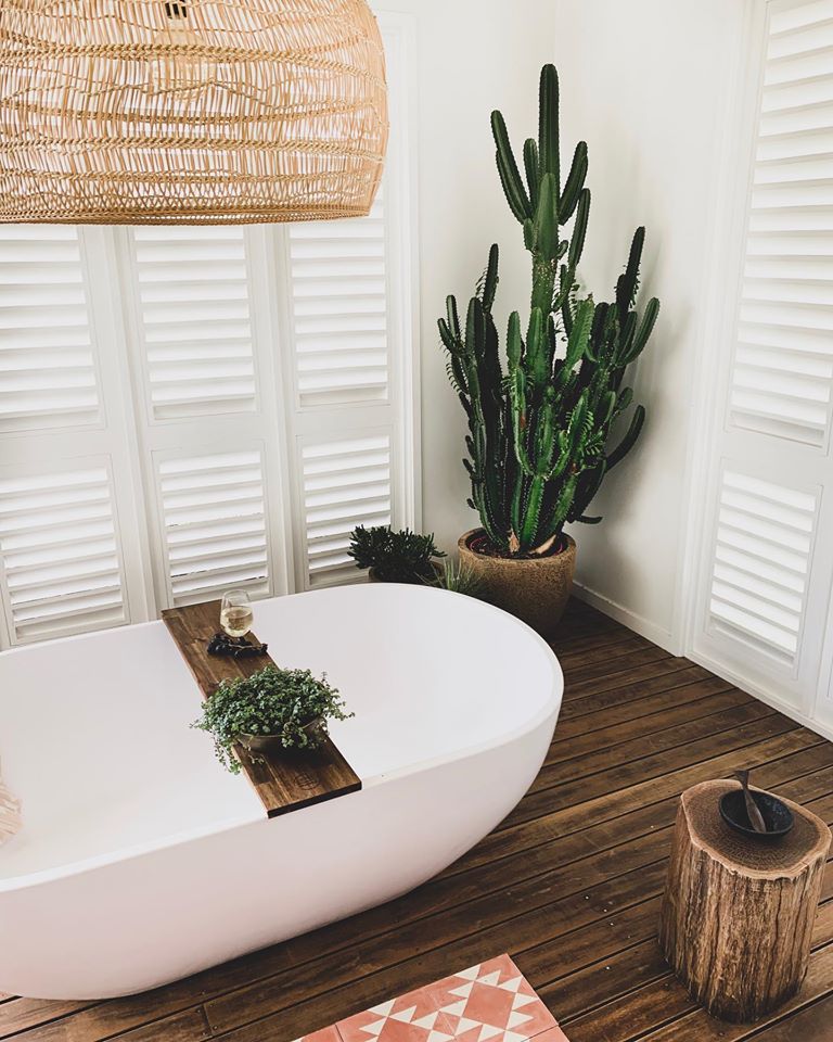 Justina Large Stone Bath - Popular Design - 1800mm - ST12 1800