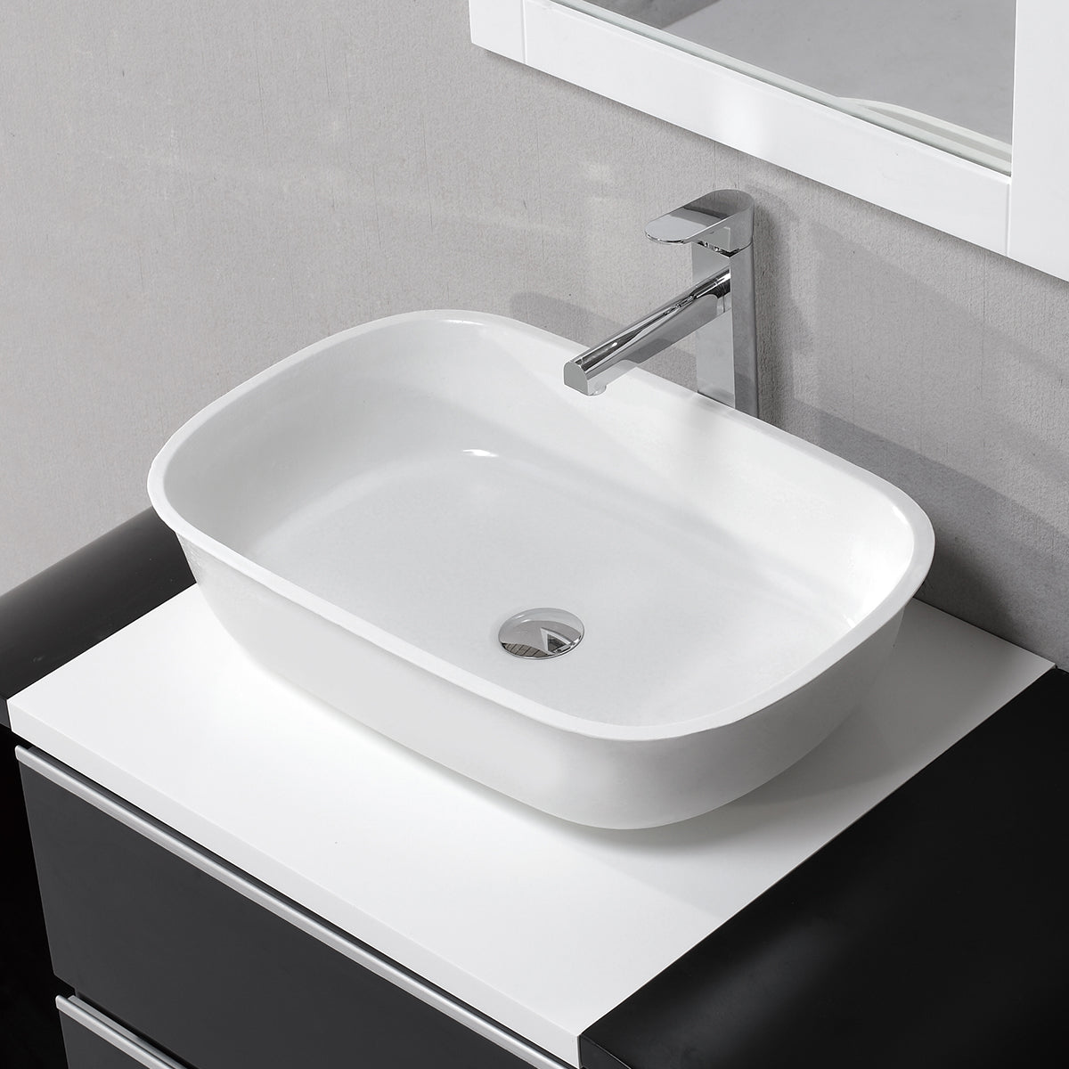 Hugi elegant benchtop basin 590mm - B1053 matt white