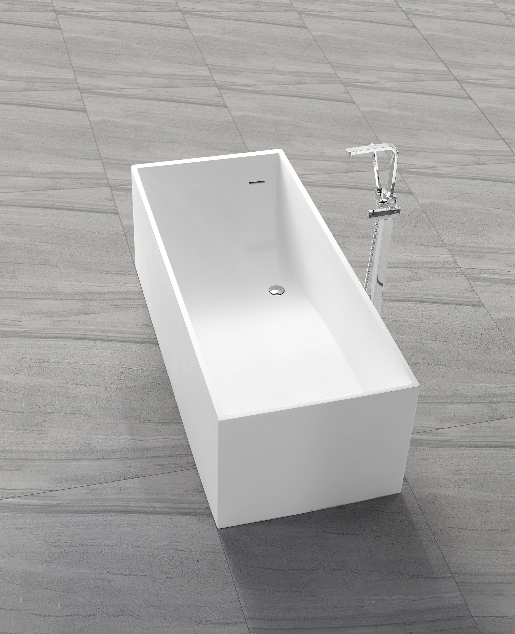 Hugi Freestanding Bath - Curved Seat - 1560mm - B029-A