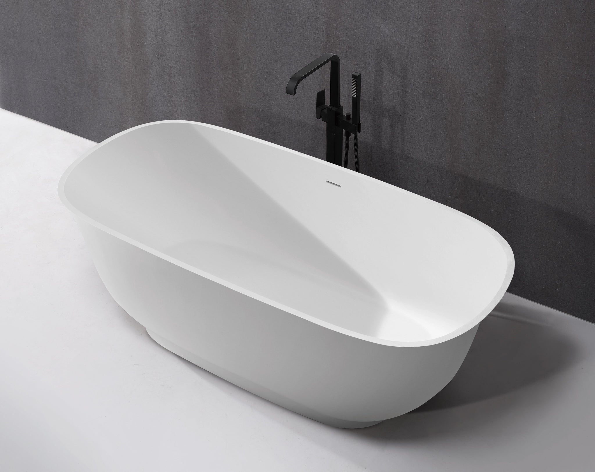 Hugi Stone Bath - Elegant Traditional Lines - 1680mm - B090