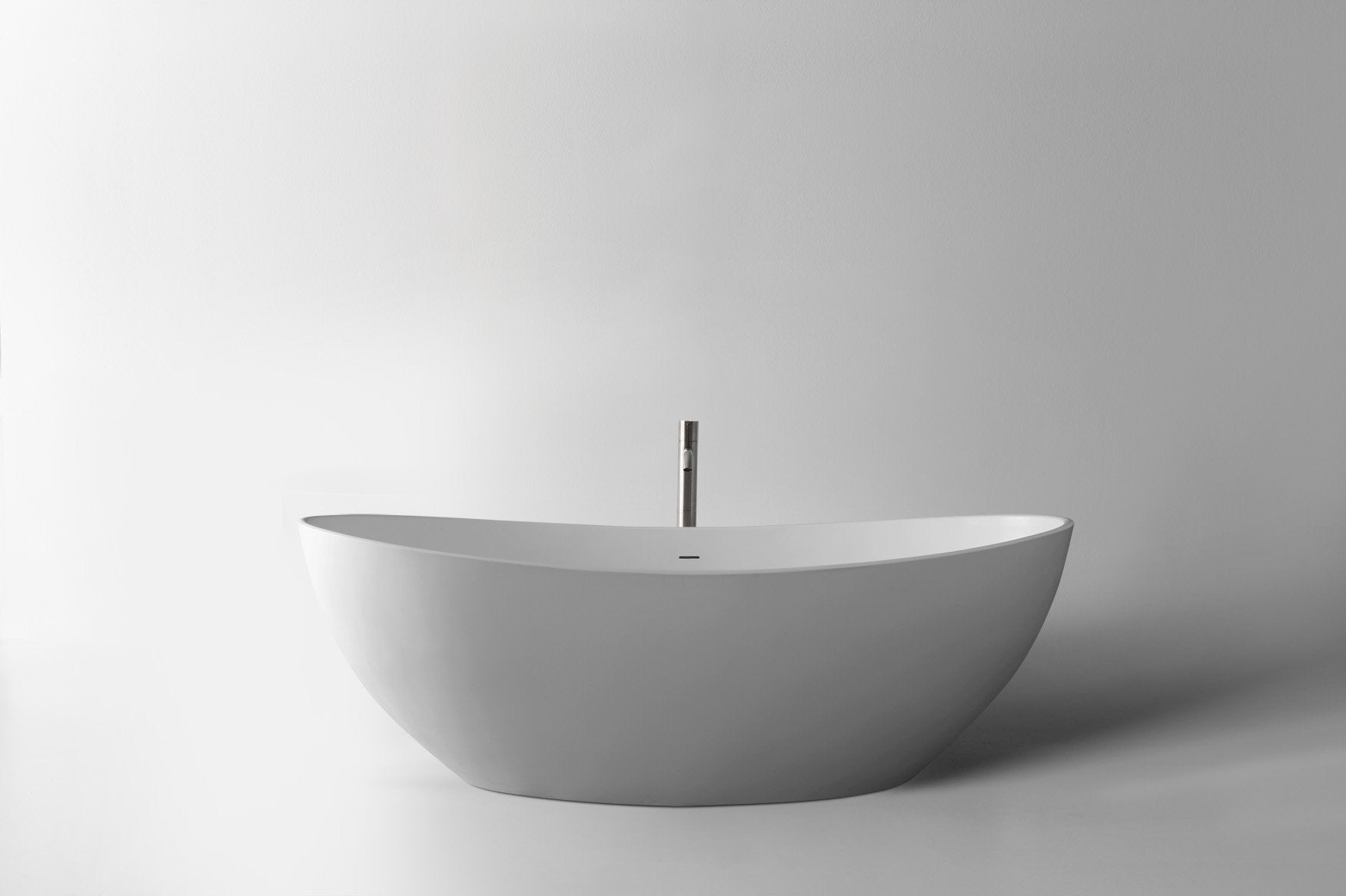 Vivienne Stone Outdoor Bath - 1800mm - ST24