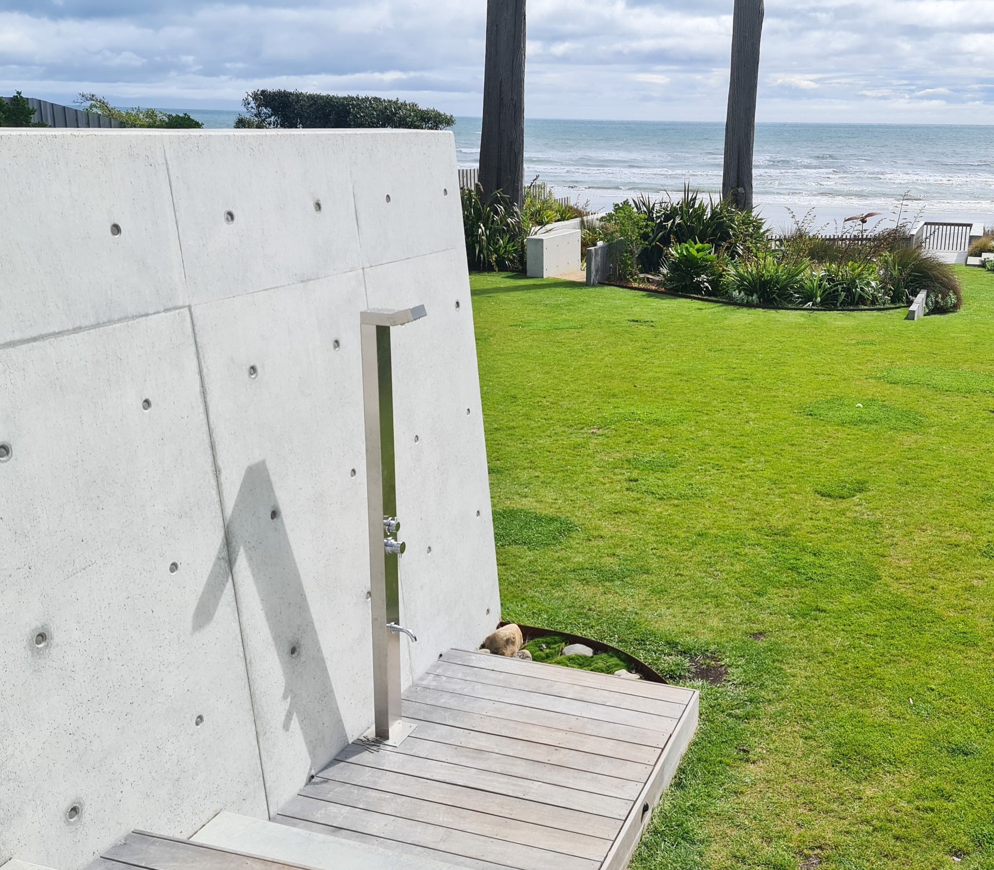 Byron Outdoor Shower - Stainless Steel - STA10