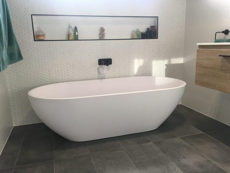 Justina Toka Lite ST12 1650mm Bath